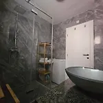 Апартаменты Regina Rex With Swimming Pool