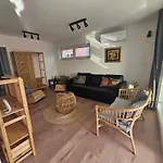 Апартаменты Regina Rex With Swimming Pool *