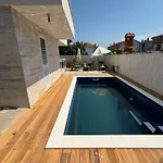 Regina Rex With Swimming Pool Апартаменты Езера
