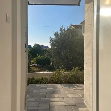 Apartment Regina Rex With Swimming Pool Jezera