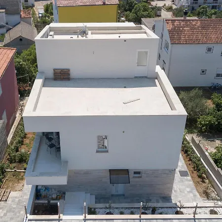 Regina Rex With Swimming Pool Apartamento Jezera