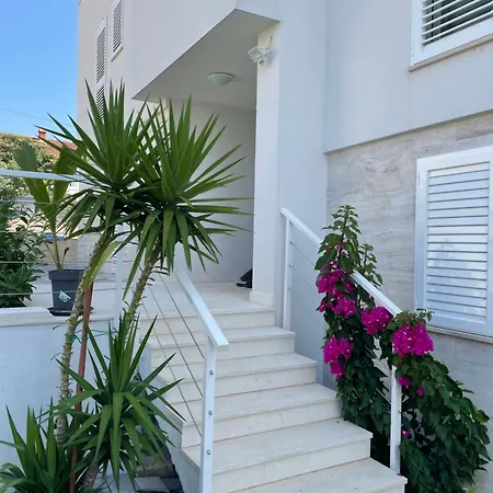 Regina Rex With Swimming Pool * Jezera