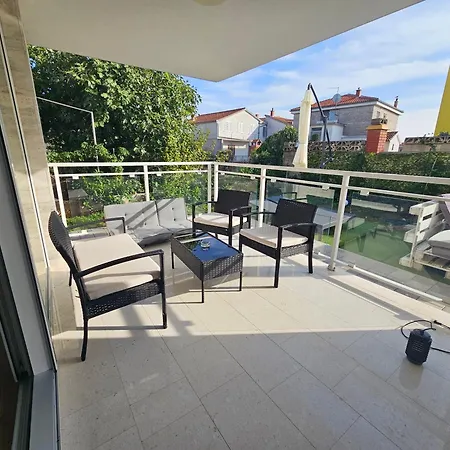 Апартаменты Regina Rex With Swimming Pool *