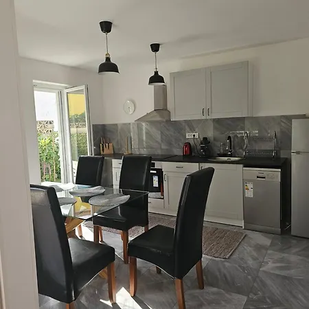 Lejlighed Regina Rex With Swimming Pool