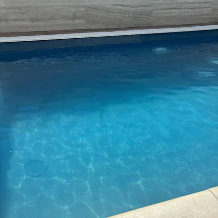 Regina Rex With Swimming Pool Jezera