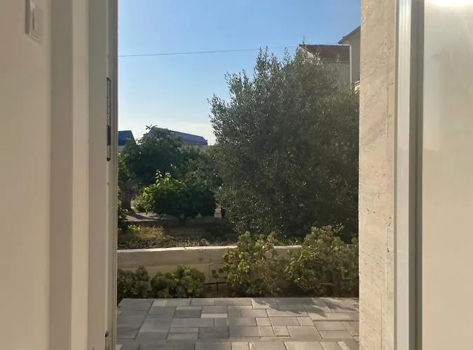 Appartamento Regina Rex With Swimming Pool Jezera