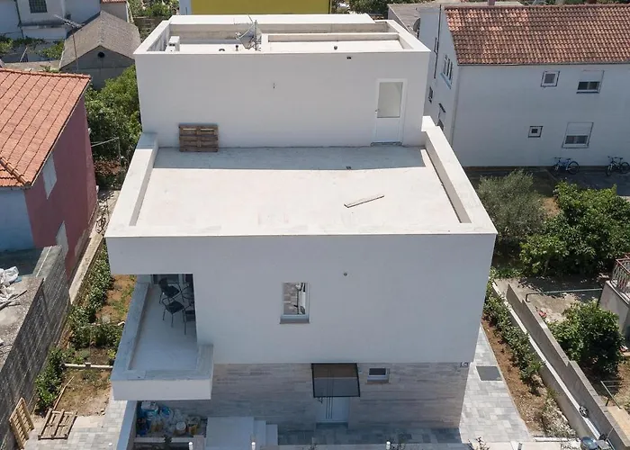 Regina Rex With Swimming Pool Appartamento Jezera