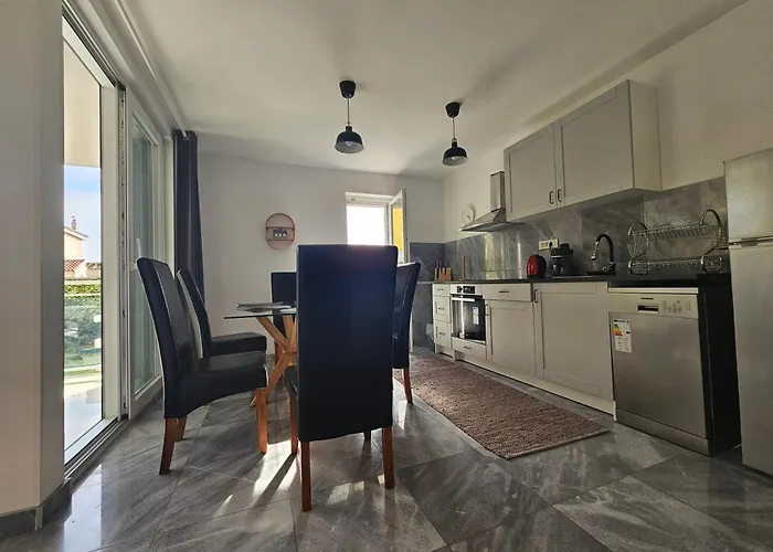 Appartamento Regina Rex With Swimming Pool *